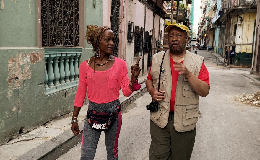 Photographer Titus Brooks Heagins talks with Nomi.